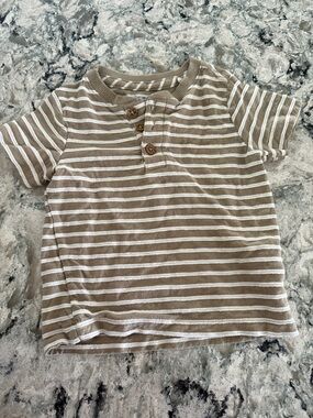 Tommy Bahama Tan & White Striped Short Sleeve Henley Tee